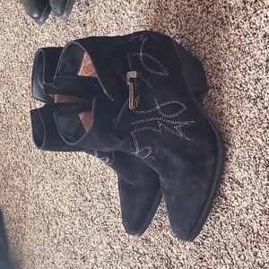 NWOT Dingo Ankle Boots